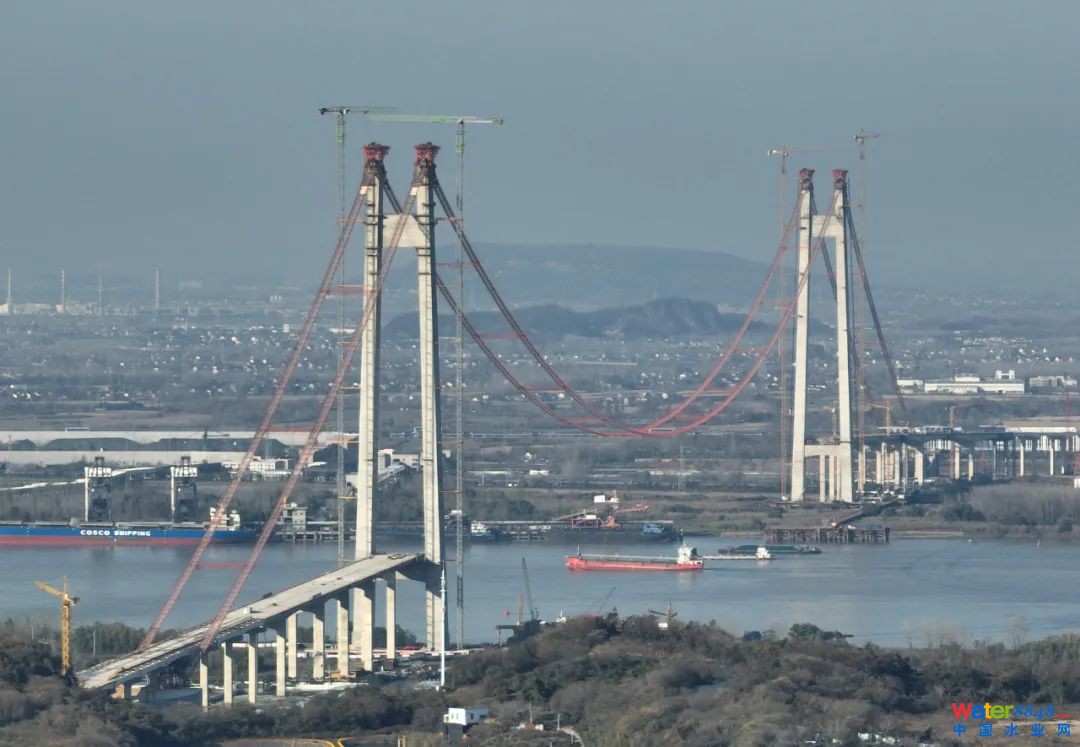 ·^ͨO(sh)(wn)M(jn)ϾՈ/Ͻɽӛ  z